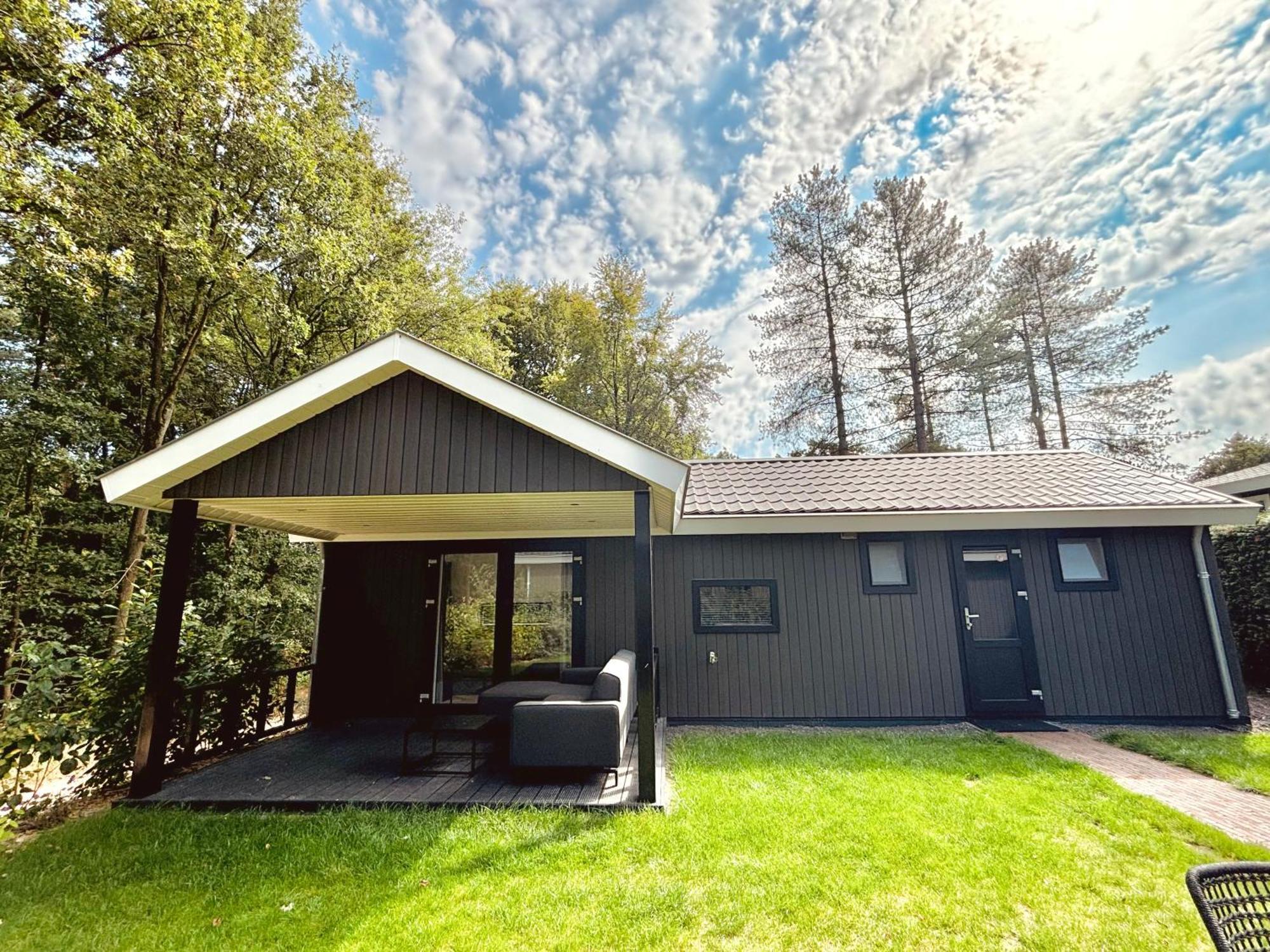 Vakantiepark De Thijmse Berg Ренен Екстериор снимка